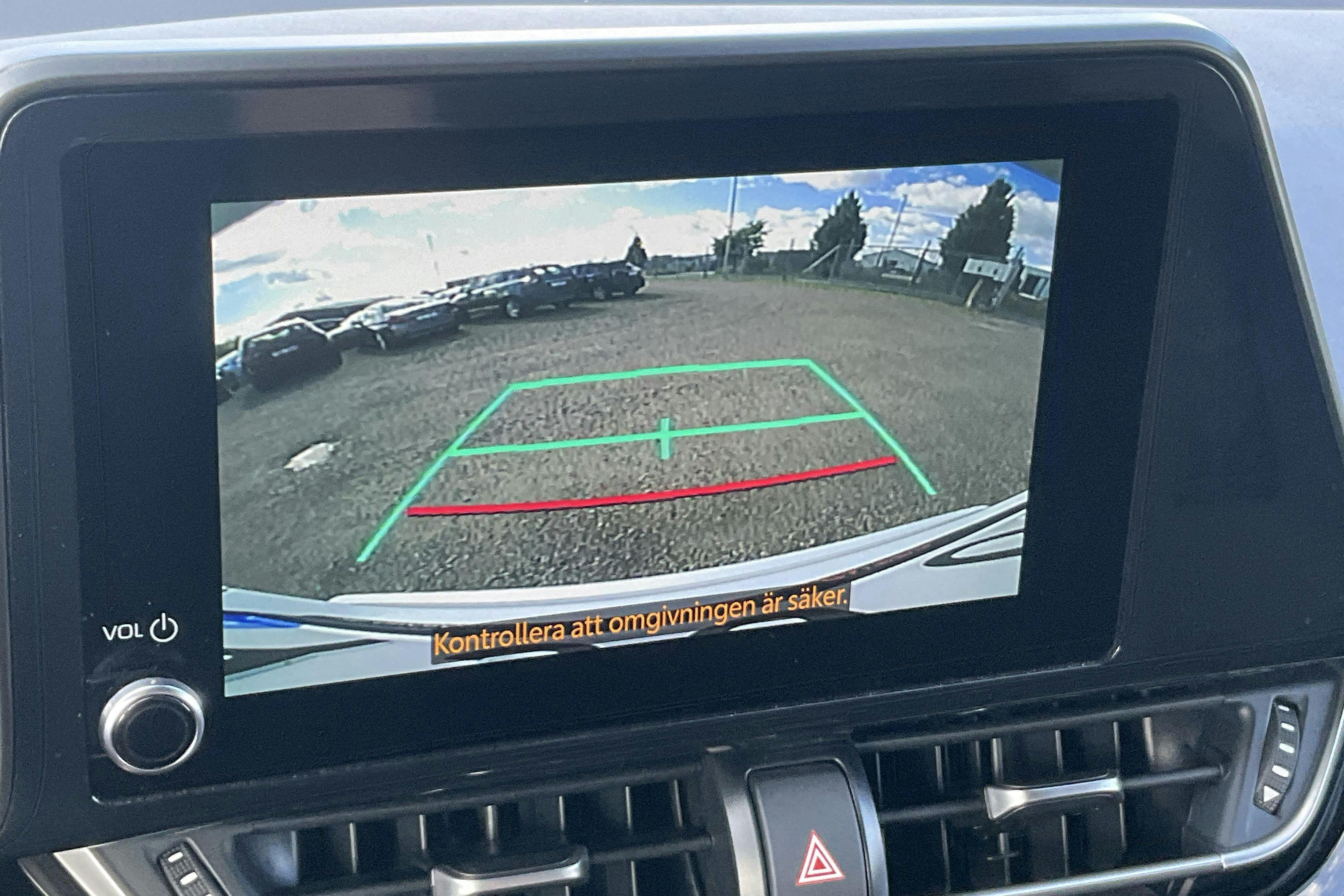 Vehicle Image 11