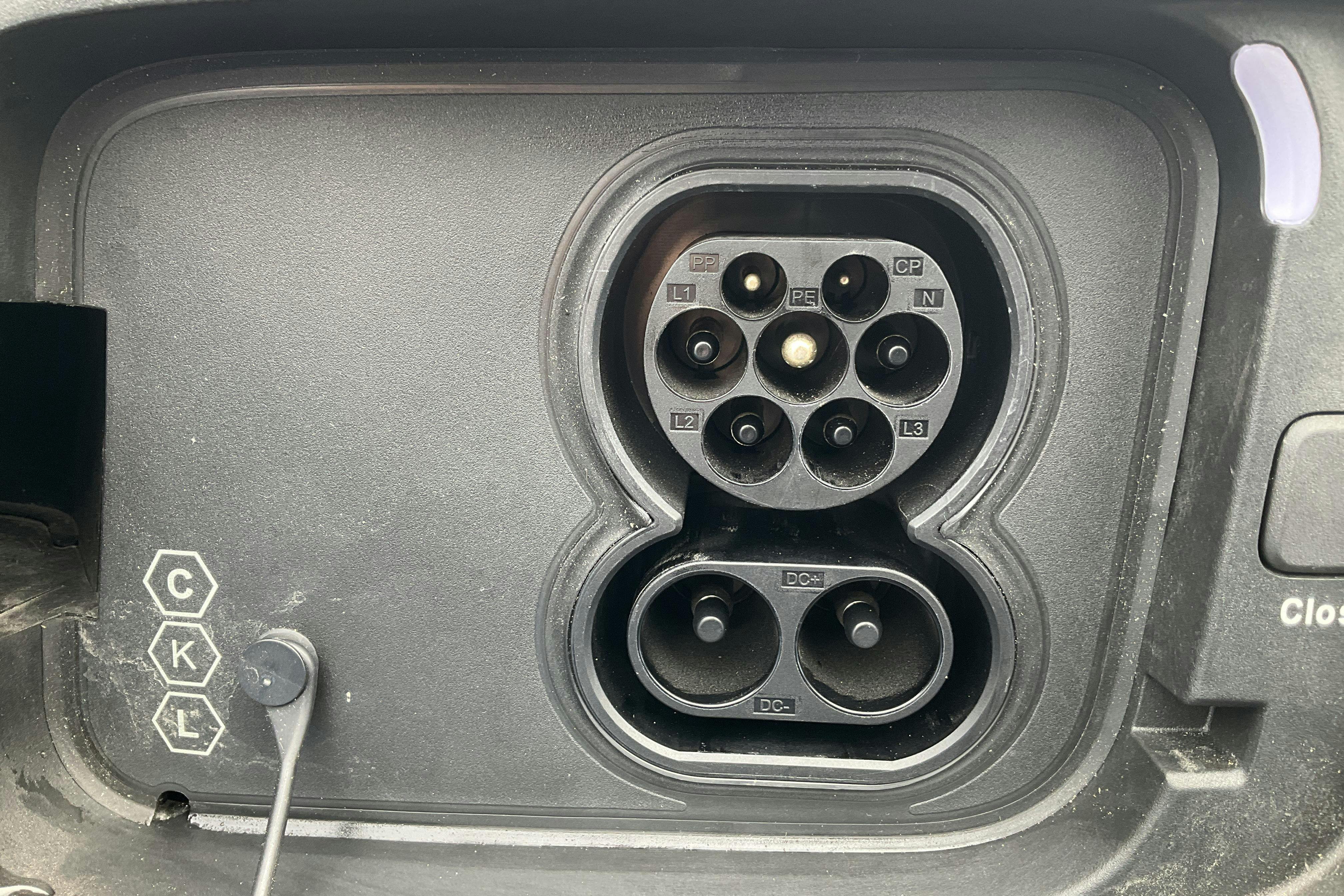Vehicle Image 18