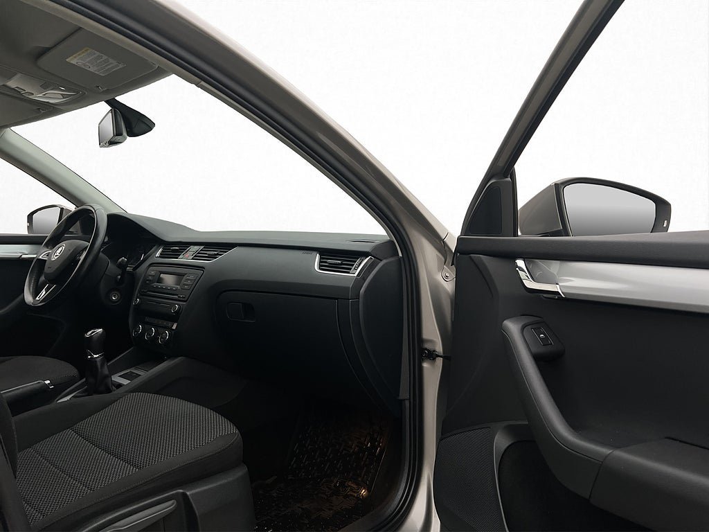 Vehicle Image 22