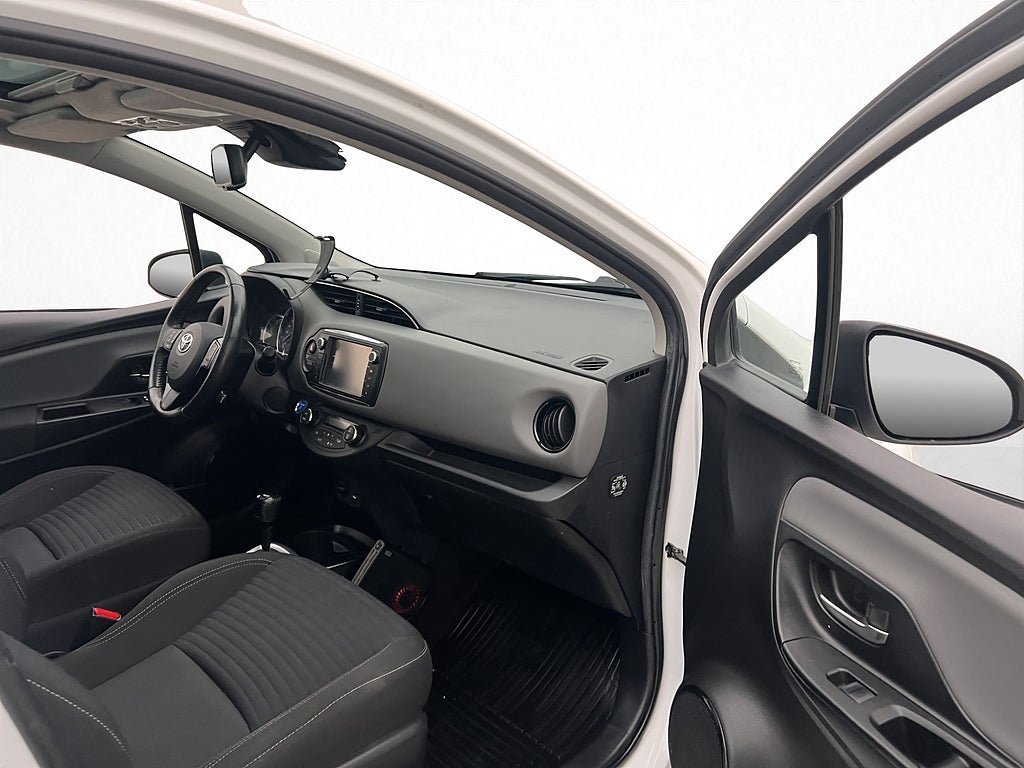 Vehicle Image 22