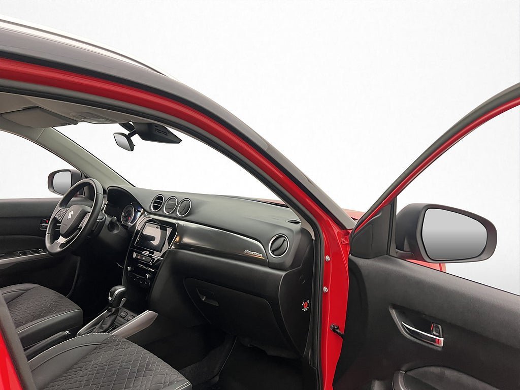 Vehicle Image 25