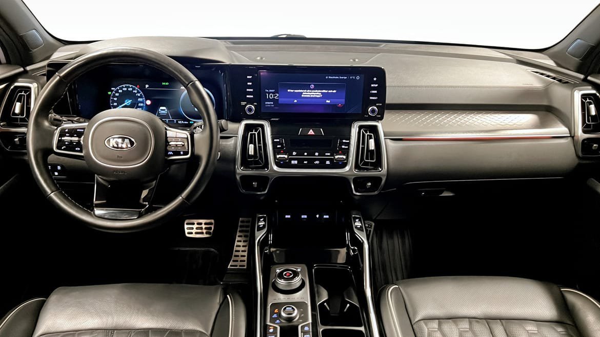 Vehicle Image 10