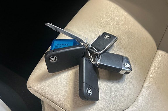 Vehicle Image 28