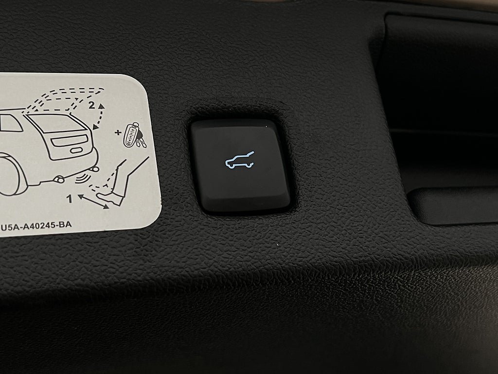 Vehicle Image 29