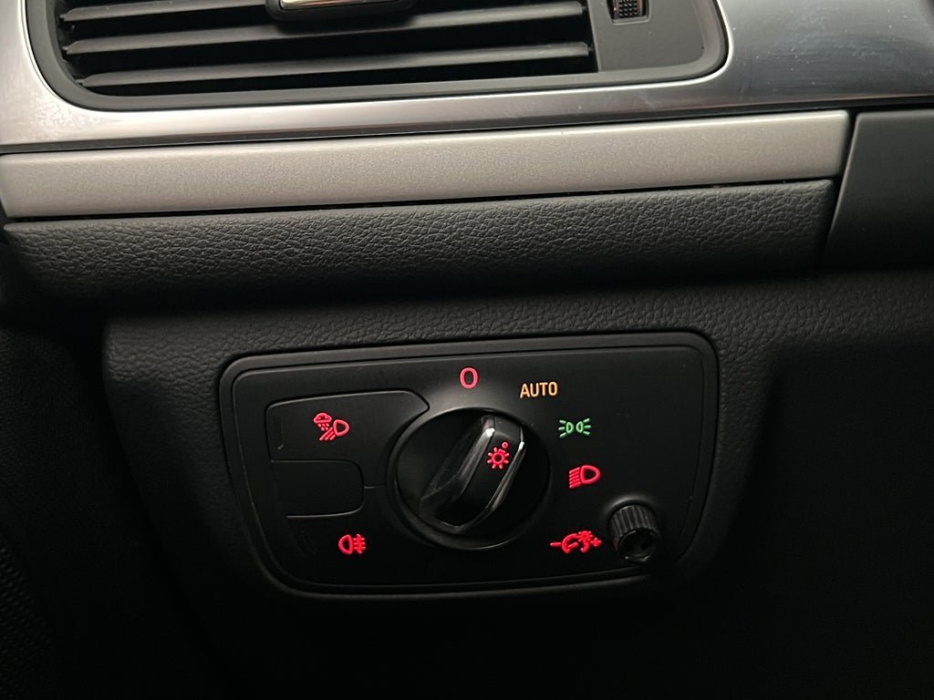 Vehicle Image 33