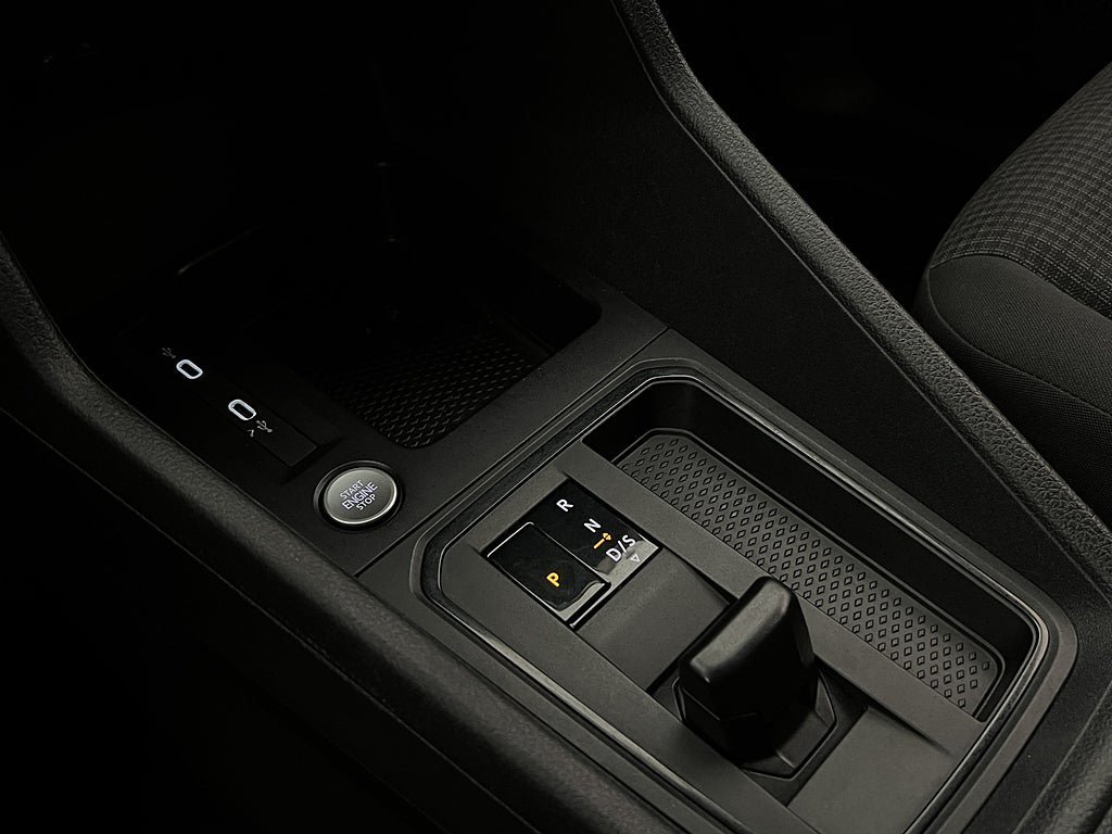 Vehicle Image 26