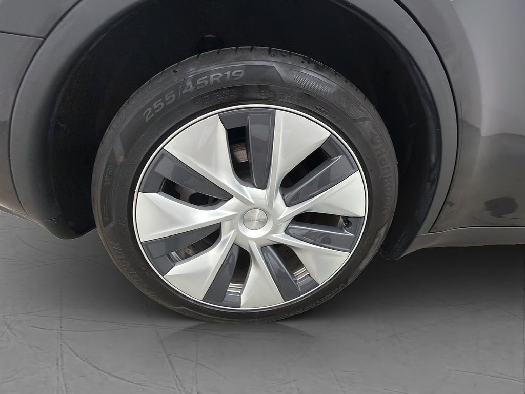 Vehicle Image 33
