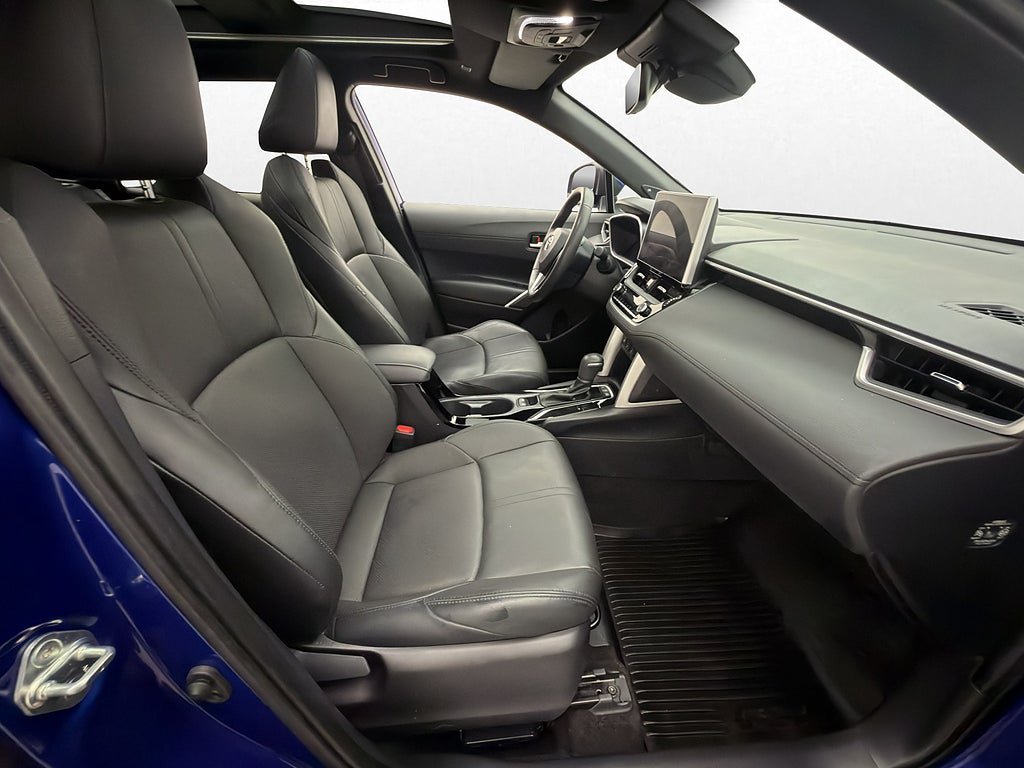 Vehicle Image 32