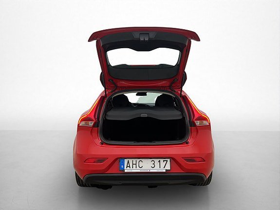 Vehicle Image 24