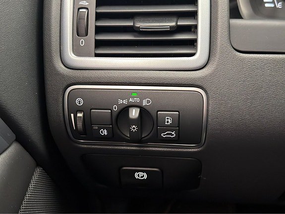 Vehicle Image 27