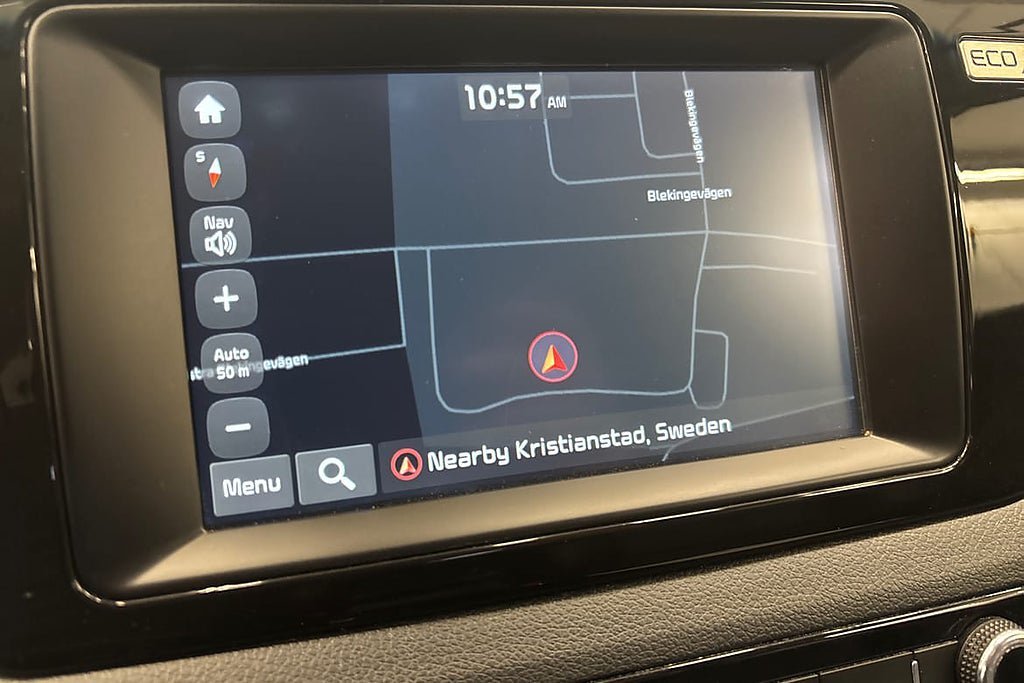 Vehicle Image 16