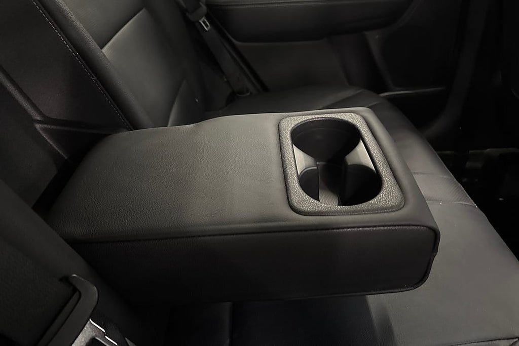 Vehicle Image 18
