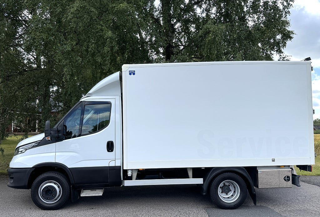 Vehicle Image 26