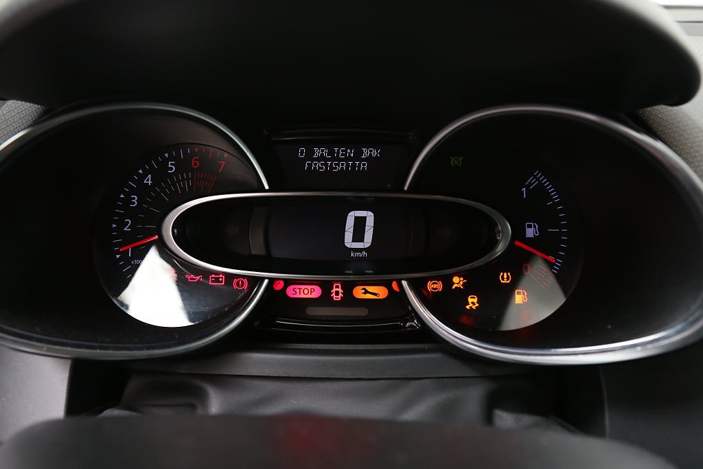 Vehicle Image 17