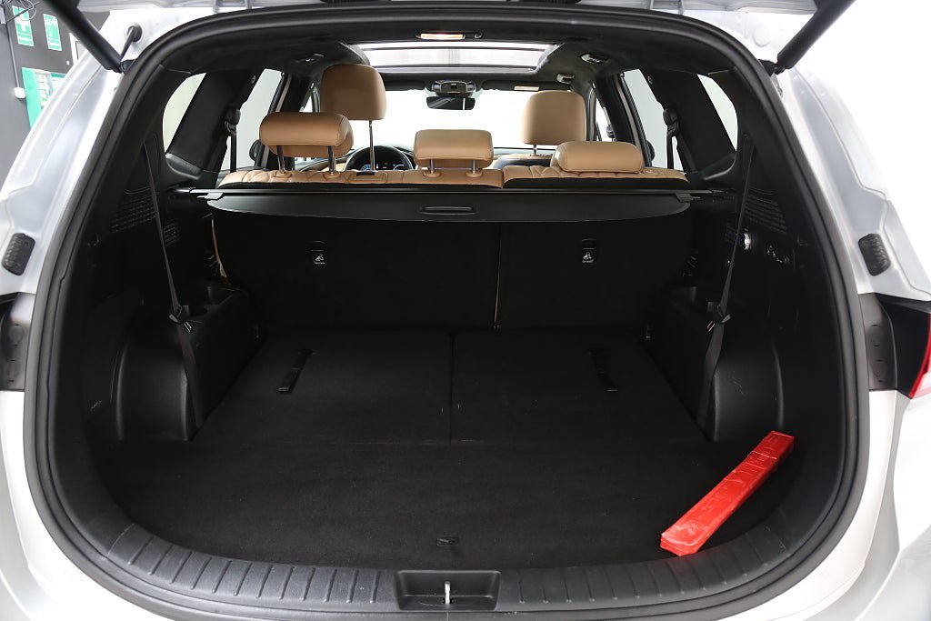Vehicle Image 32