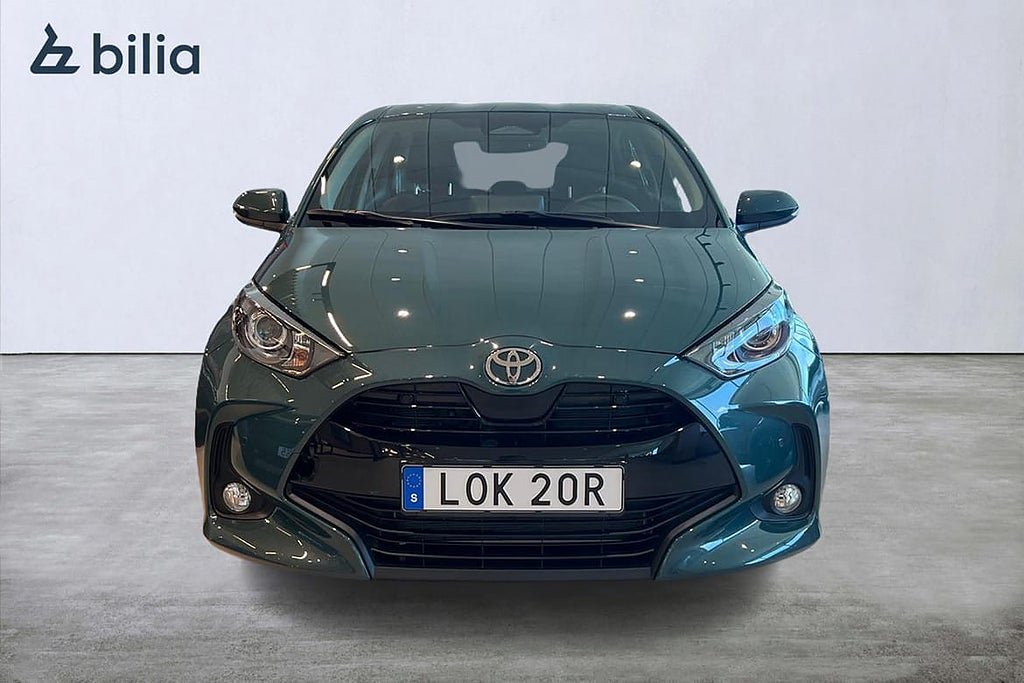 Vehicle Image 6