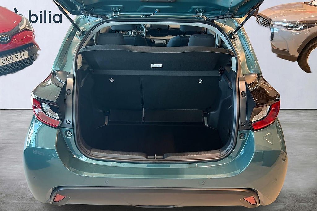 Vehicle Image 12