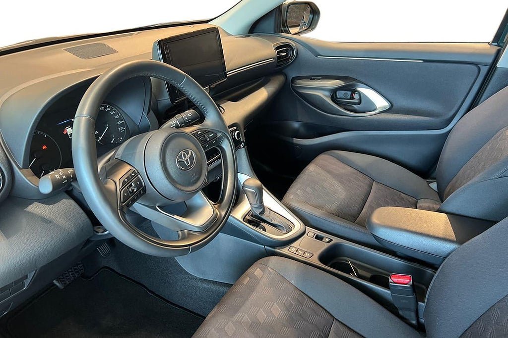Vehicle Image 14
