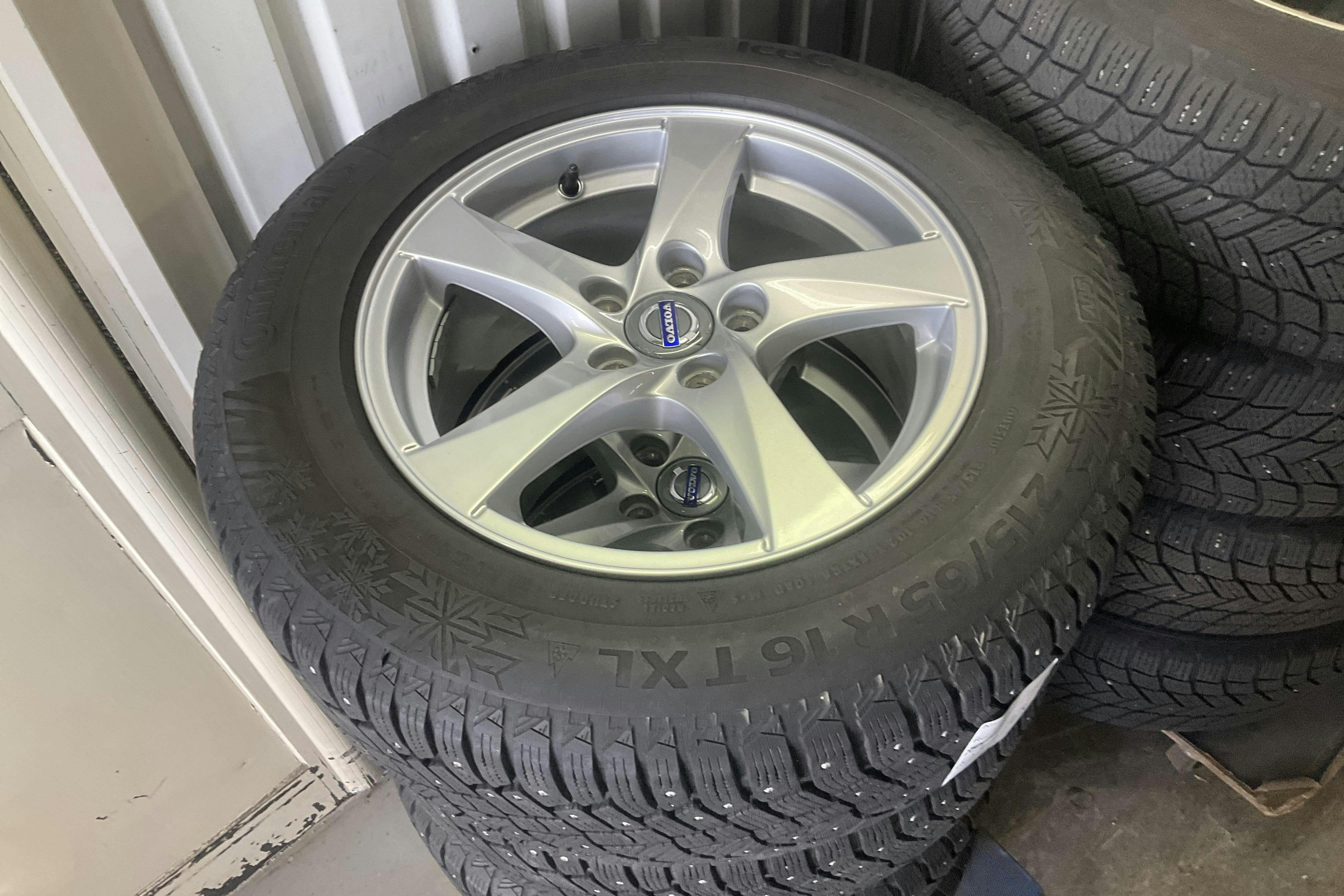 Vehicle Image 13