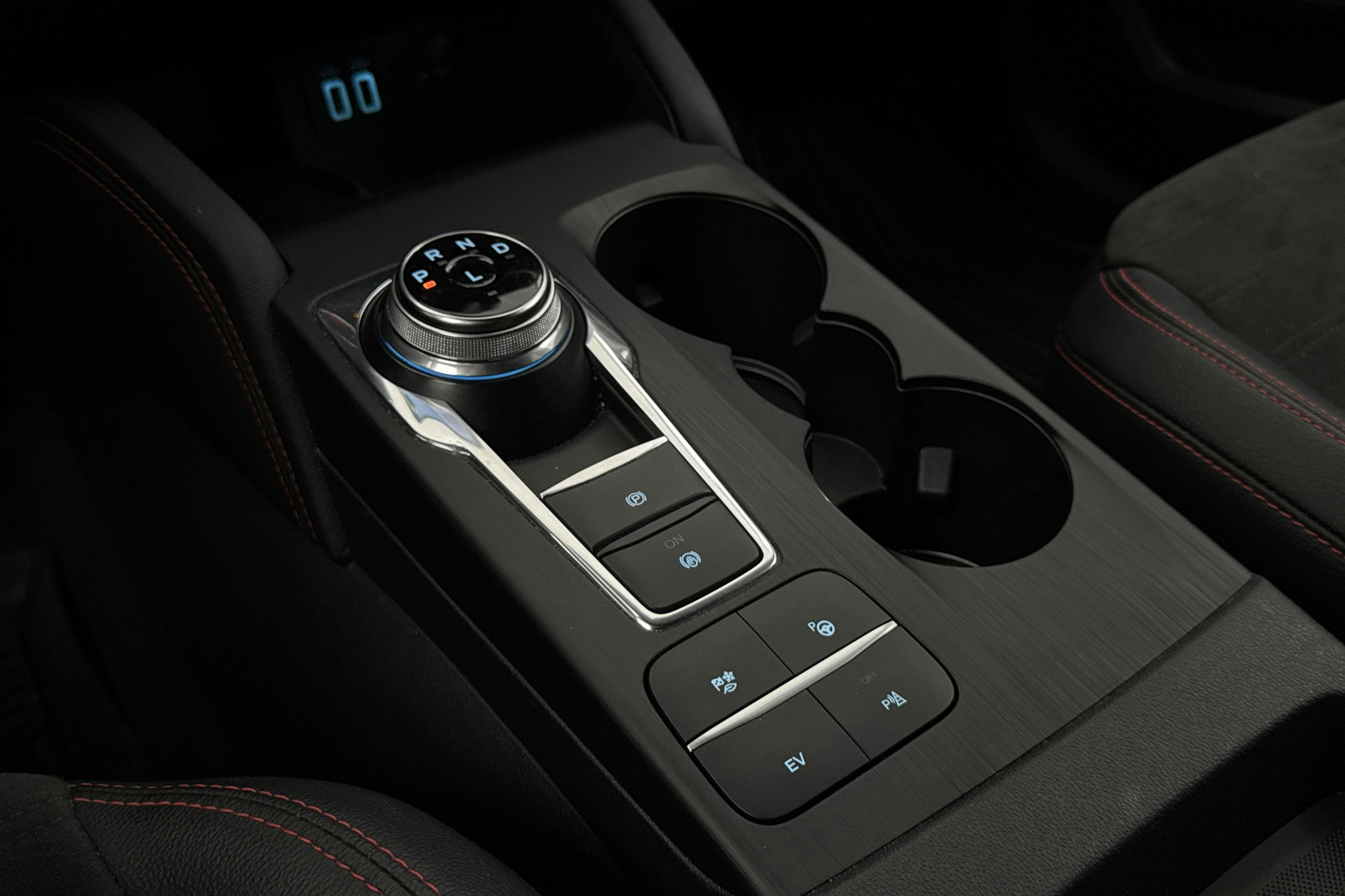 Vehicle Image 14