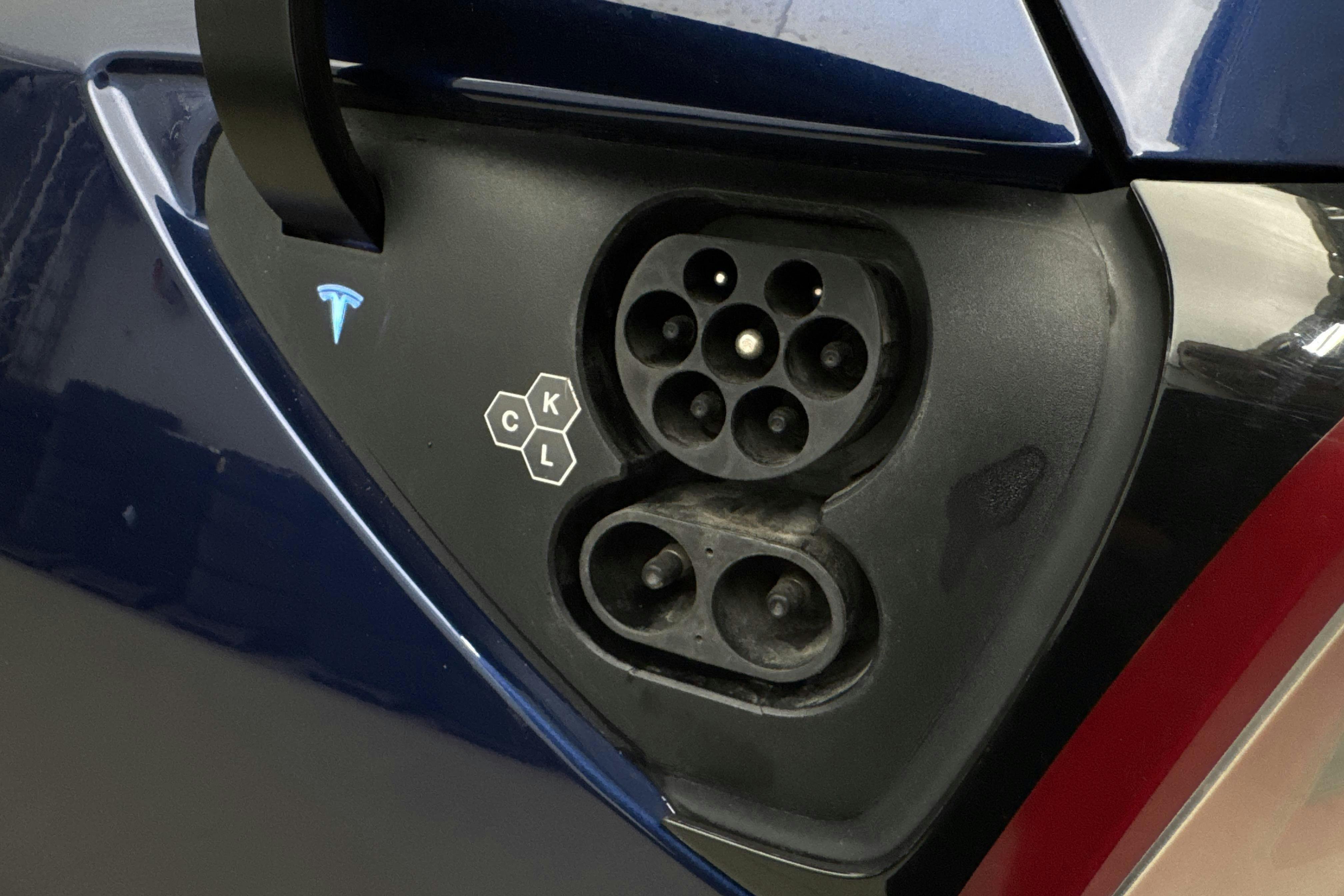 Vehicle Image 22