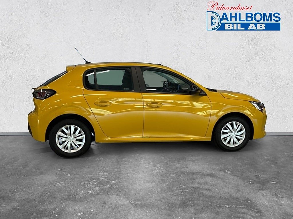 Vehicle Image 6