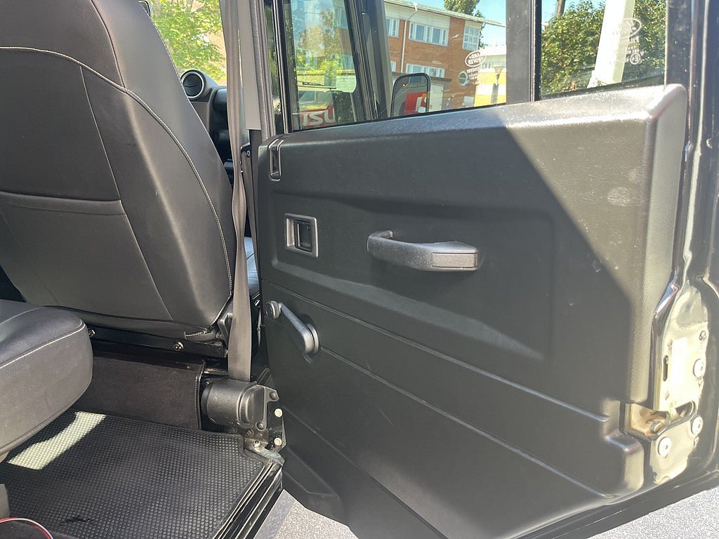 Vehicle Image 33
