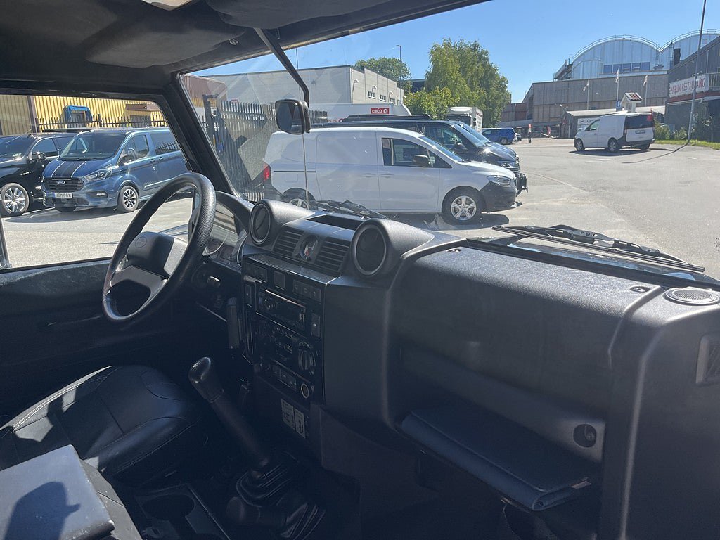 Vehicle Image 34