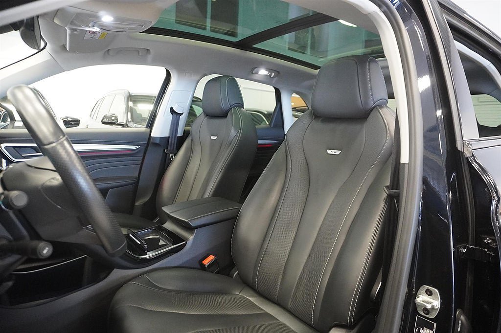 Vehicle Image 36