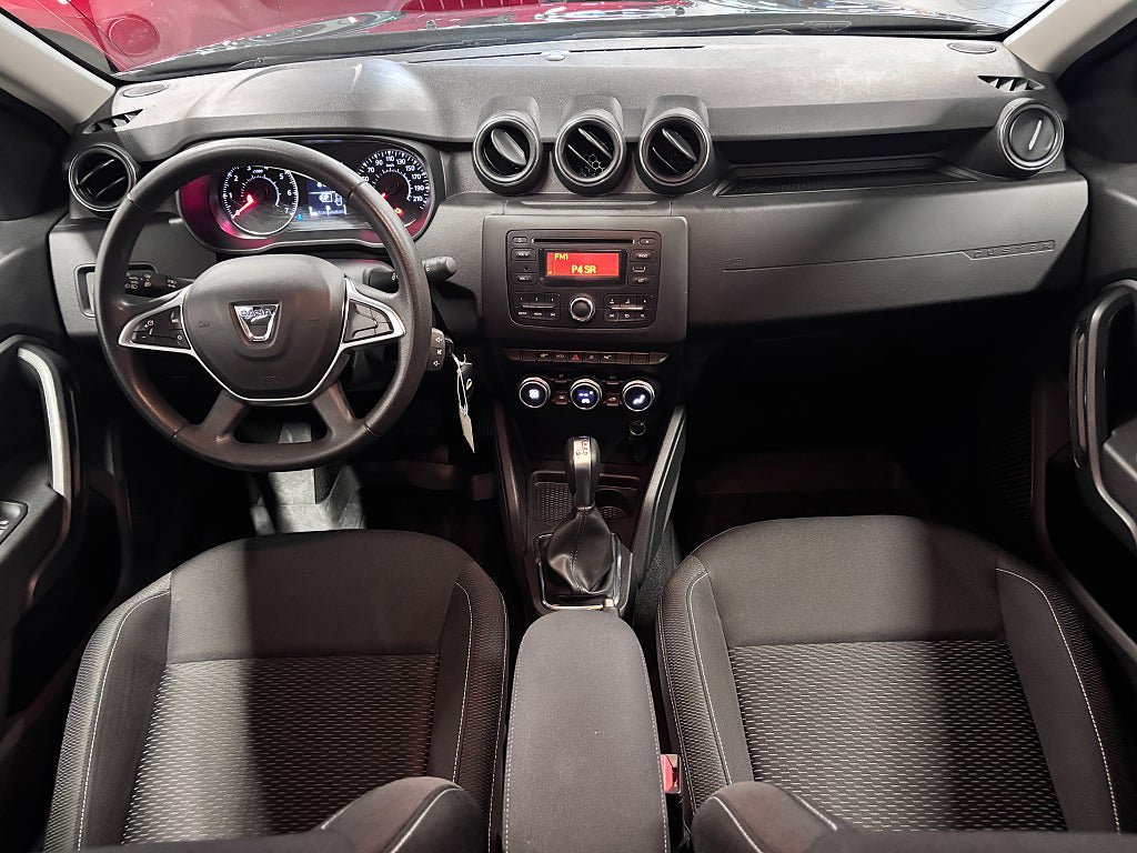 Vehicle Image 8