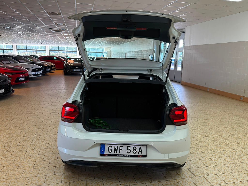 Vehicle Image 11