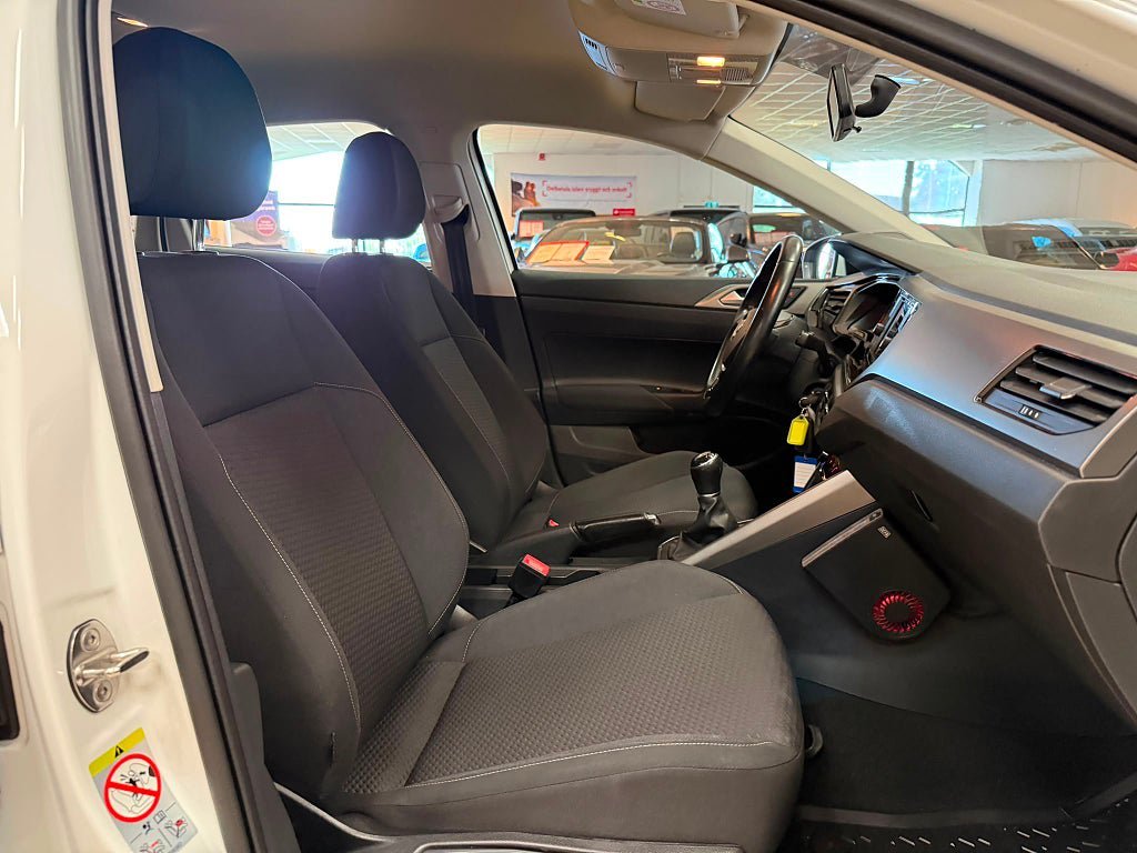 Vehicle Image 17