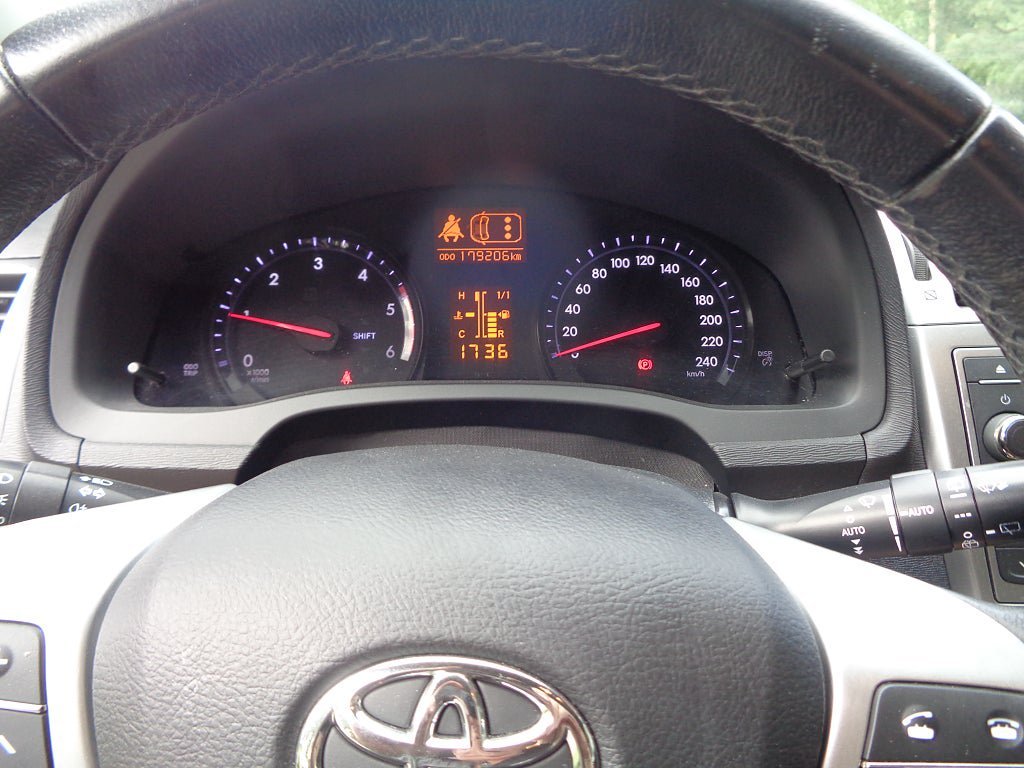 Vehicle Image 17