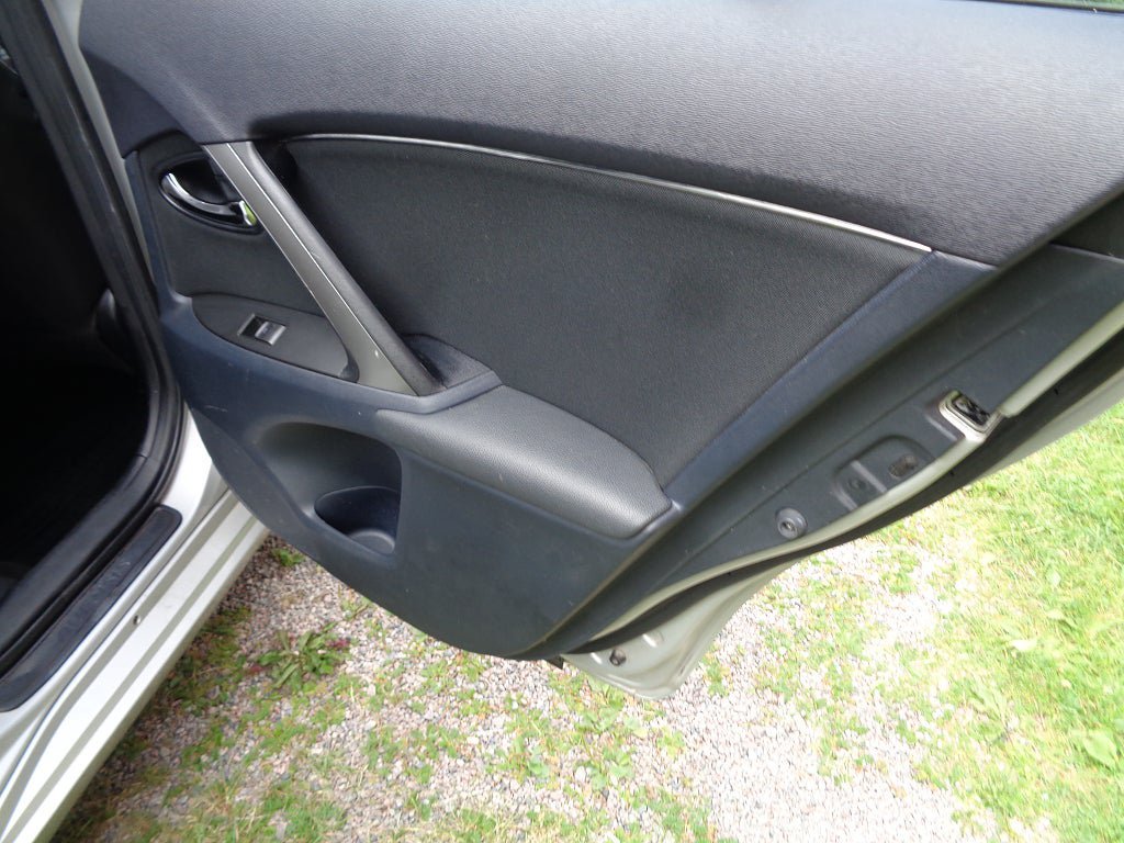 Vehicle Image 33