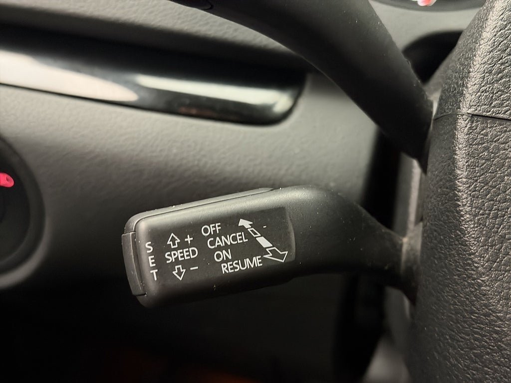 Vehicle Image 26