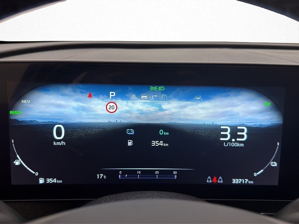 Vehicle Image 16