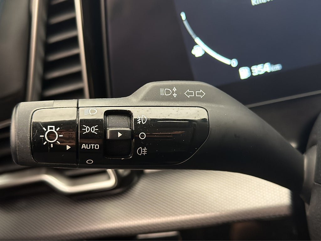Vehicle Image 27