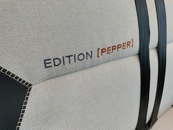 Vehicle Image 24