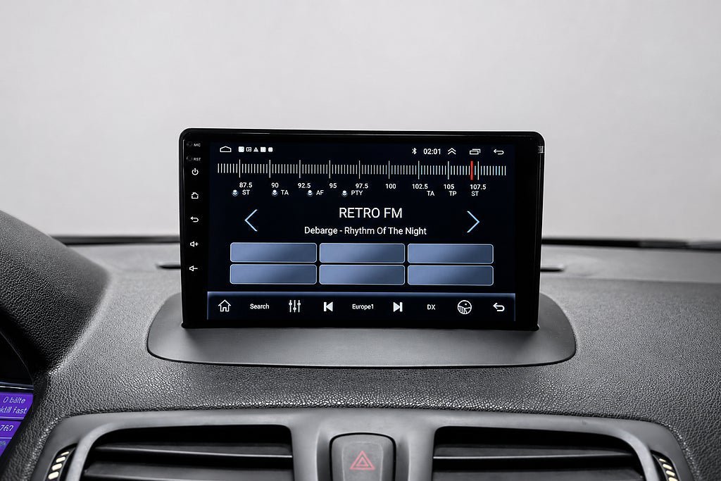 Vehicle Image 15
