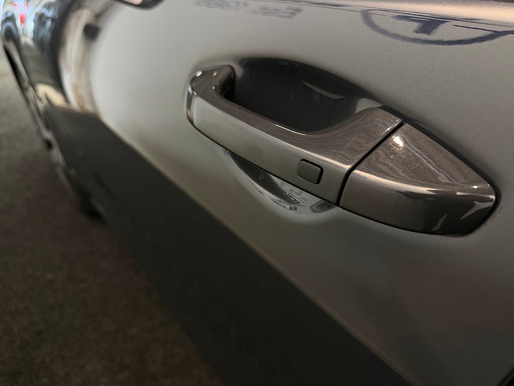 Vehicle Image 23