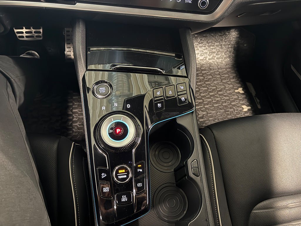 Vehicle Image 19
