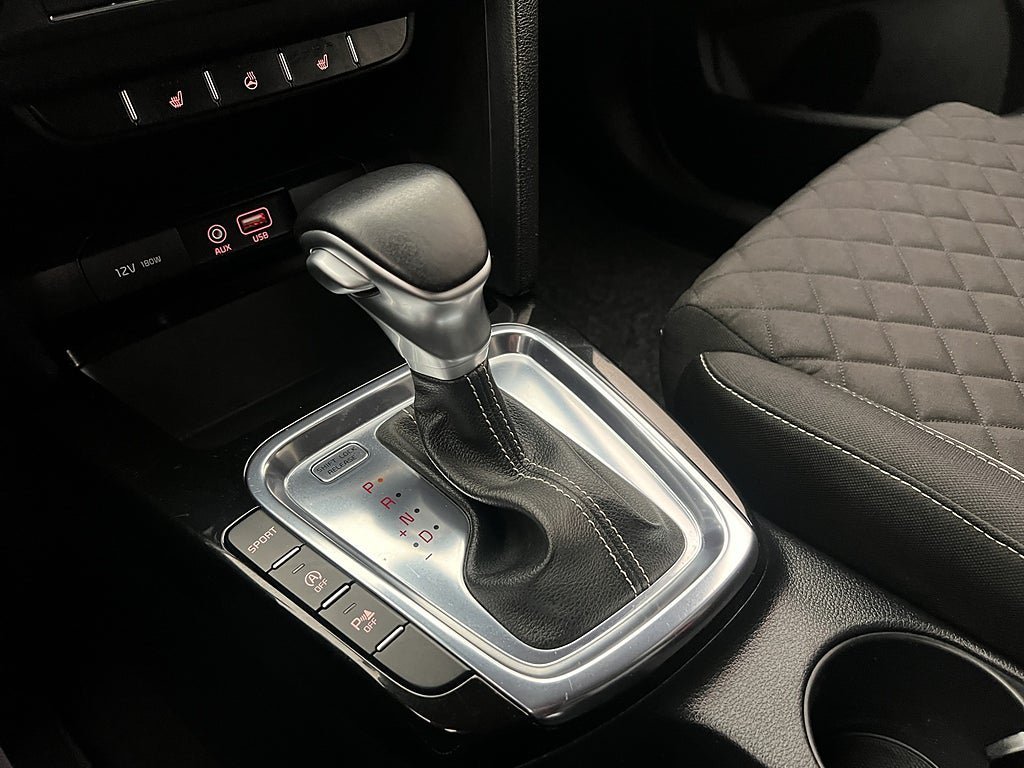 Vehicle Image 27