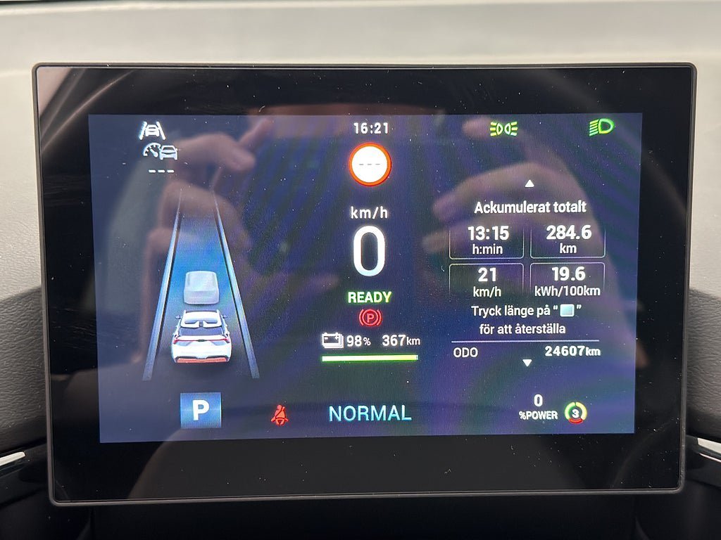 Vehicle Image 19