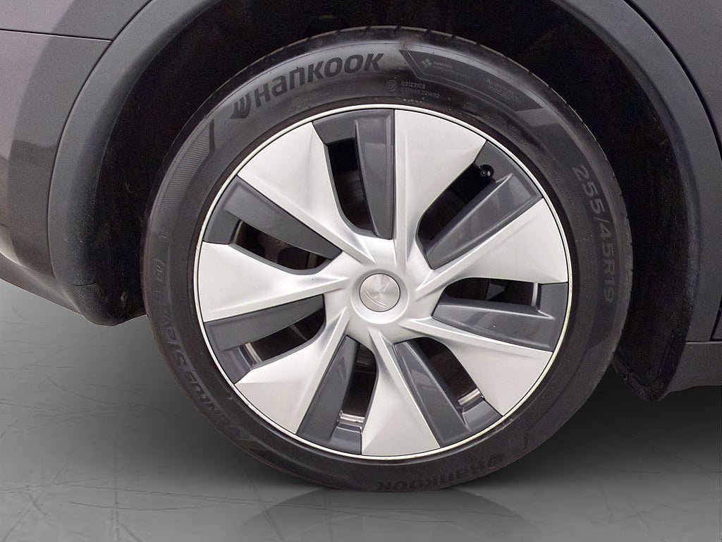 Vehicle Image 36