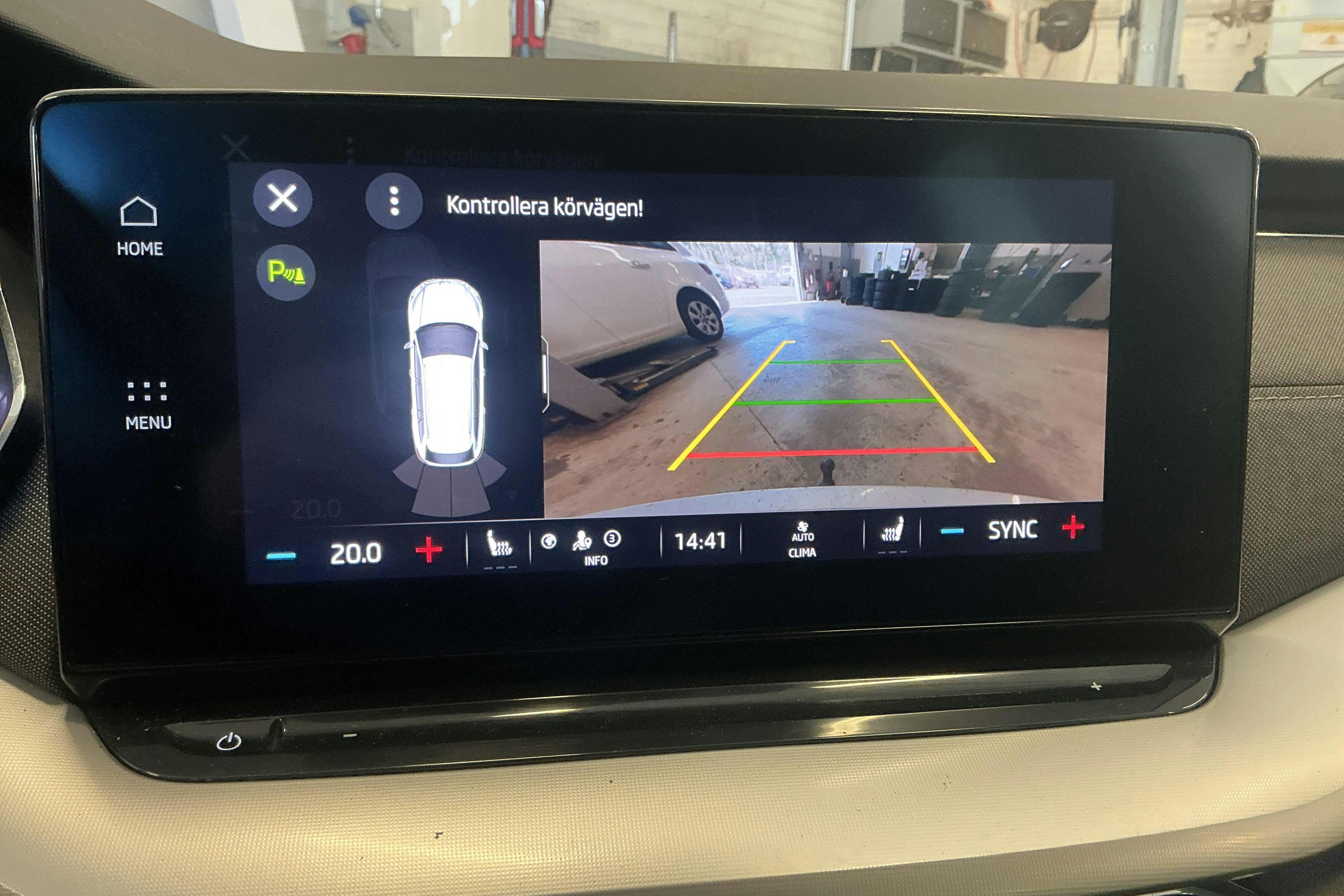 Vehicle Image 11