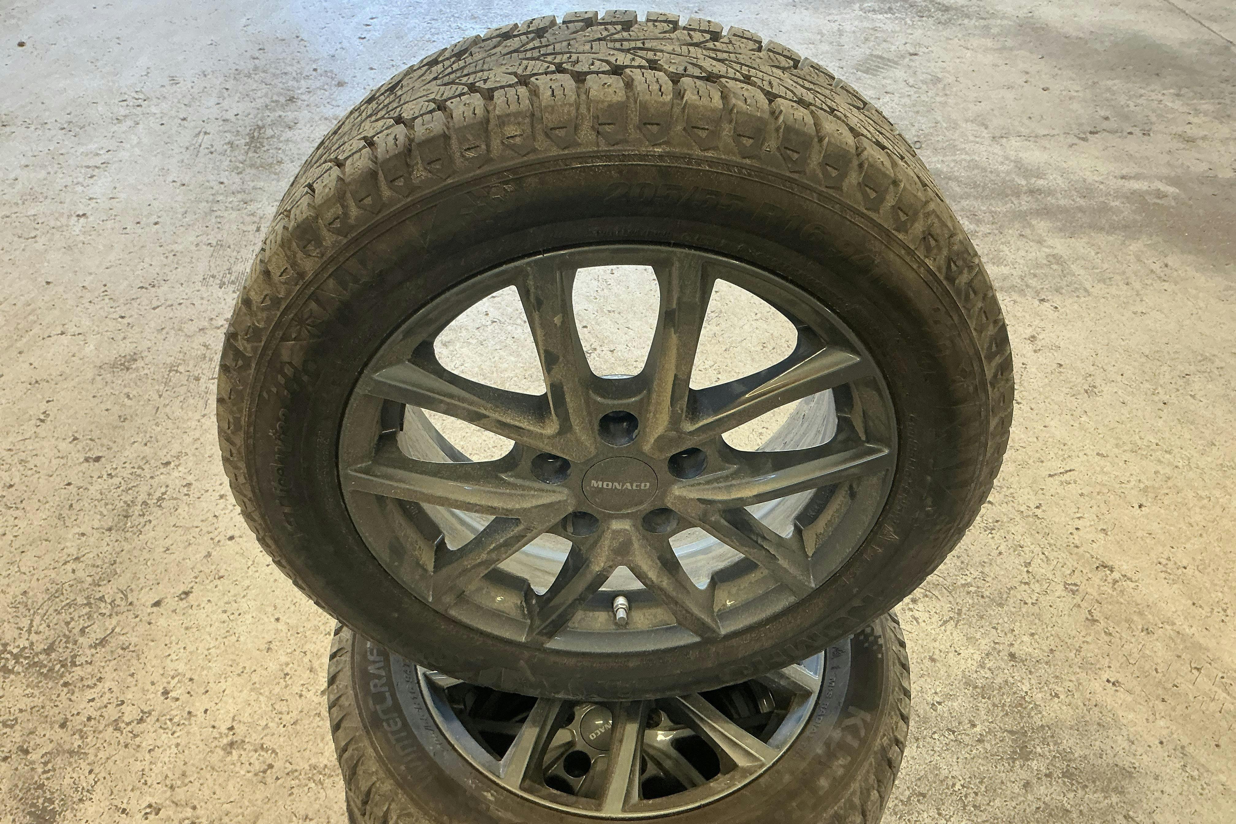 Vehicle Image 20