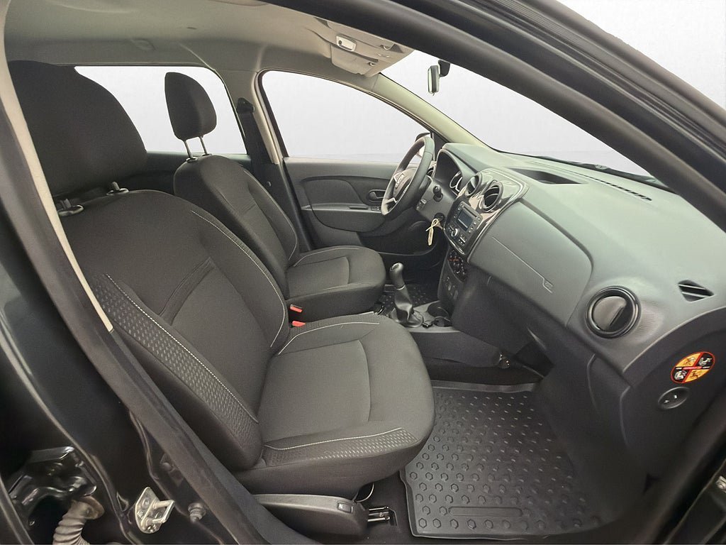 Vehicle Image 22