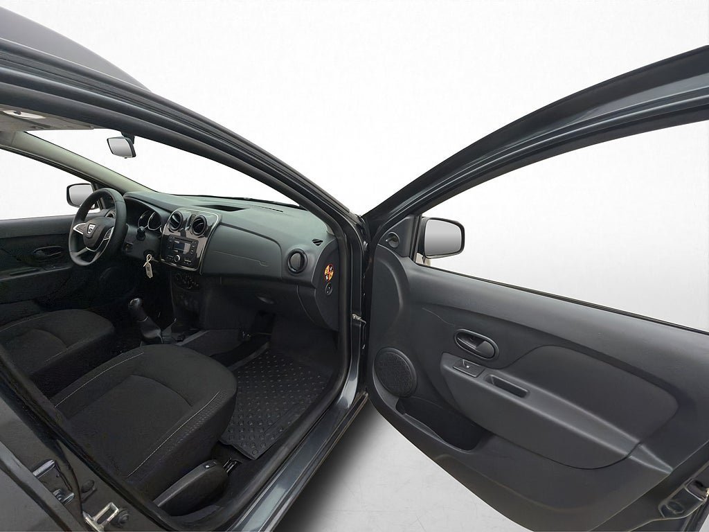 Vehicle Image 23