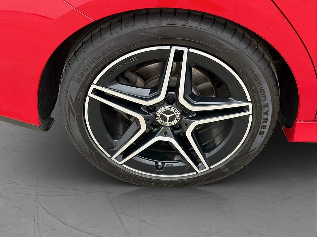 Vehicle Image 31