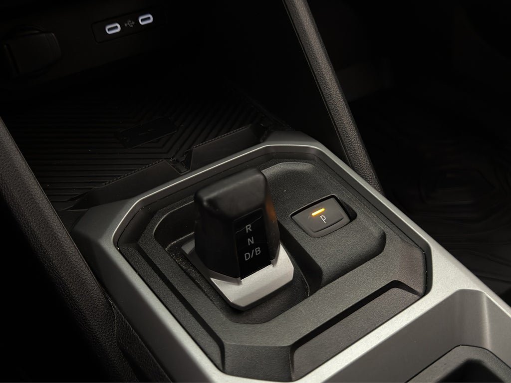 Vehicle Image 27
